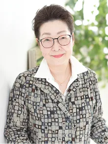 道免 逸子